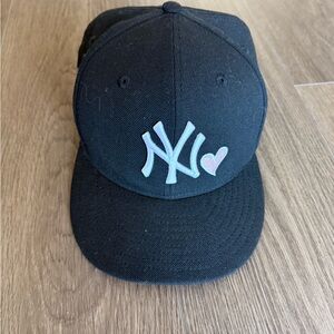 Black New York Yankees Hat